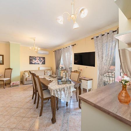 Aigli Elegant Sea View Apartment In Argostoli Exterior photo
