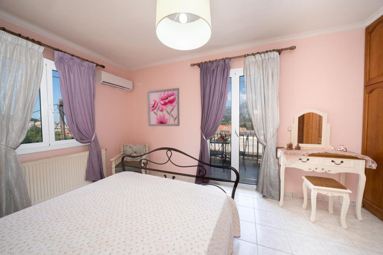 Aigli Elegant Sea View Apartment In Argostoli Exterior photo